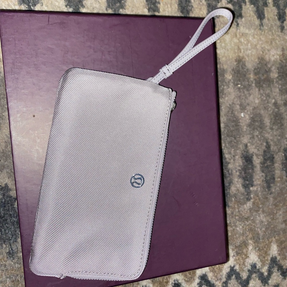 LuluLemon wallet double zipper